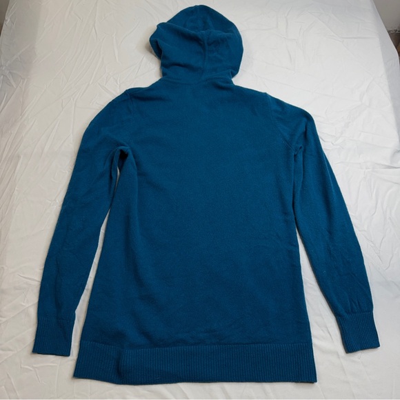 LL Bean Blue Cashmere Zip Up Hoodie, Women’s Small, Lightweight, Cozy, 507572 - Picture 4 of 7